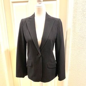 Max studio skirt suit